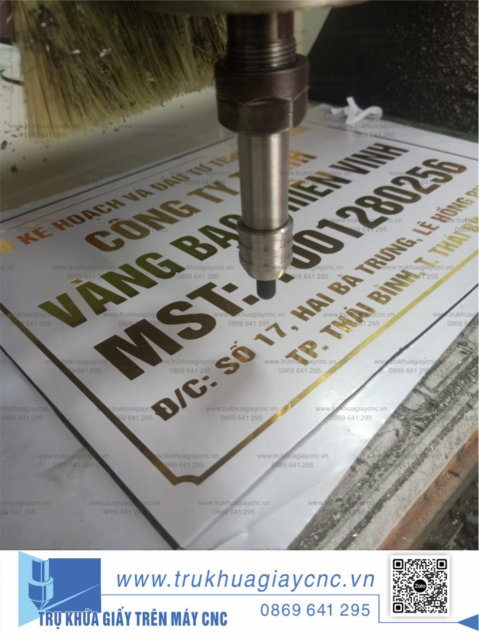 Trụ dao khứa giấy trên máy CNC