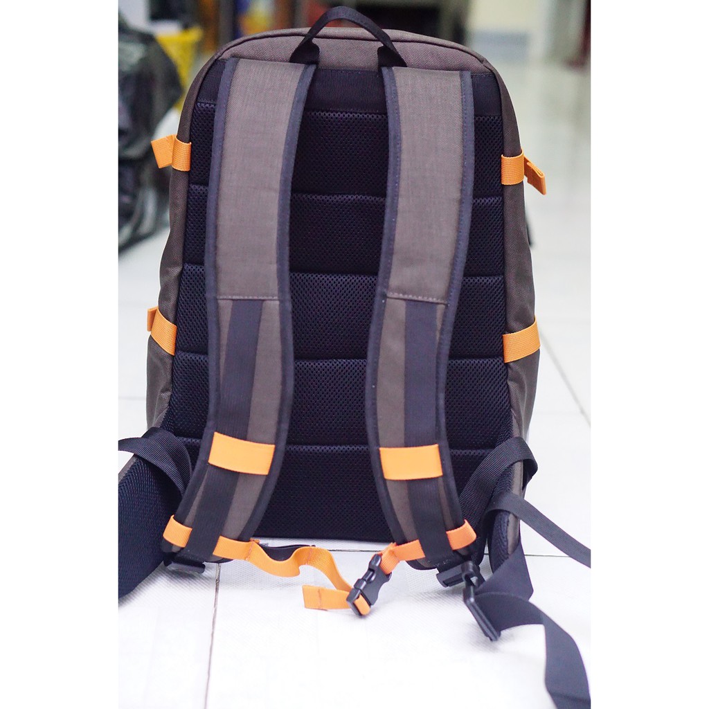 [HCM]Balo máy ảnh Crumpler Proper Roady Half photo.