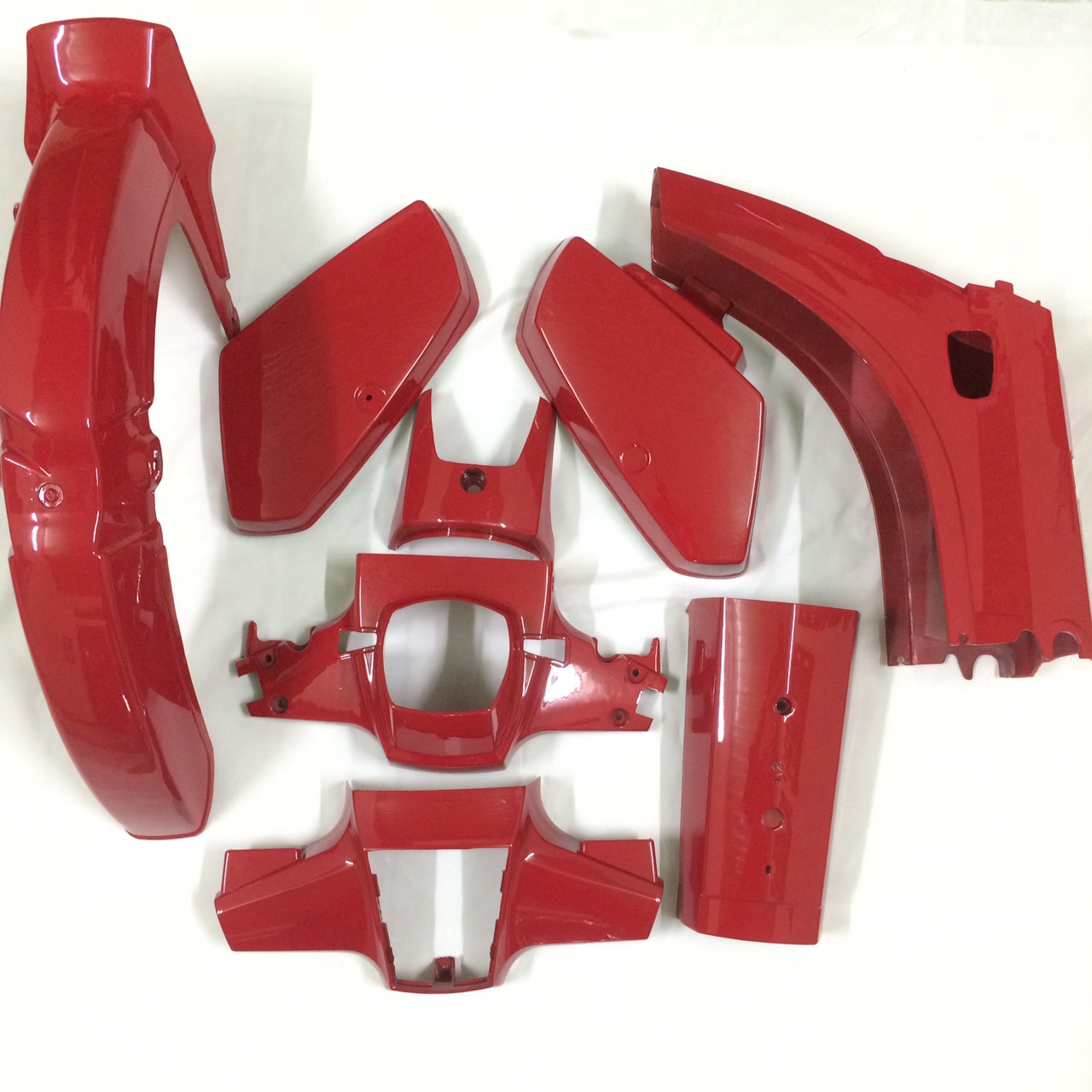 (Tặng Tem ) Dàn áo xe CUB 82 - CUB 70 -  Cub đời cũ -   DD  màu Đỏ -  nhựa nguyên sinh loại 1