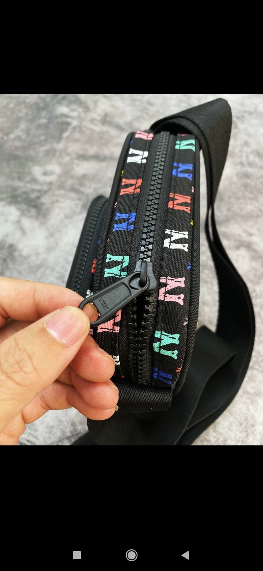 💥𝐵𝑎́𝑛 ℎ𝑎̀𝑛𝑔 𝑘𝑖𝑒̂́𝑚 𝑡𝑢̛𝑜̛𝑛𝑔 𝑡𝑎́𝑐 Túi Đeo Chéo NY Vintage Mini Bag Black Color Full Tag Code💥