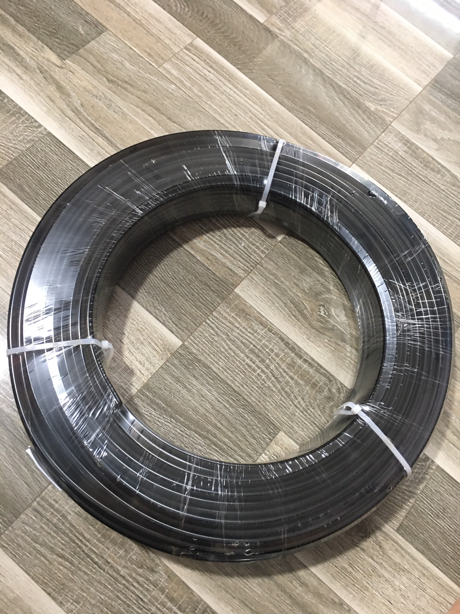 Sản phẩm gia đình làm: Dây ty ô hơi phi 8 (100m)