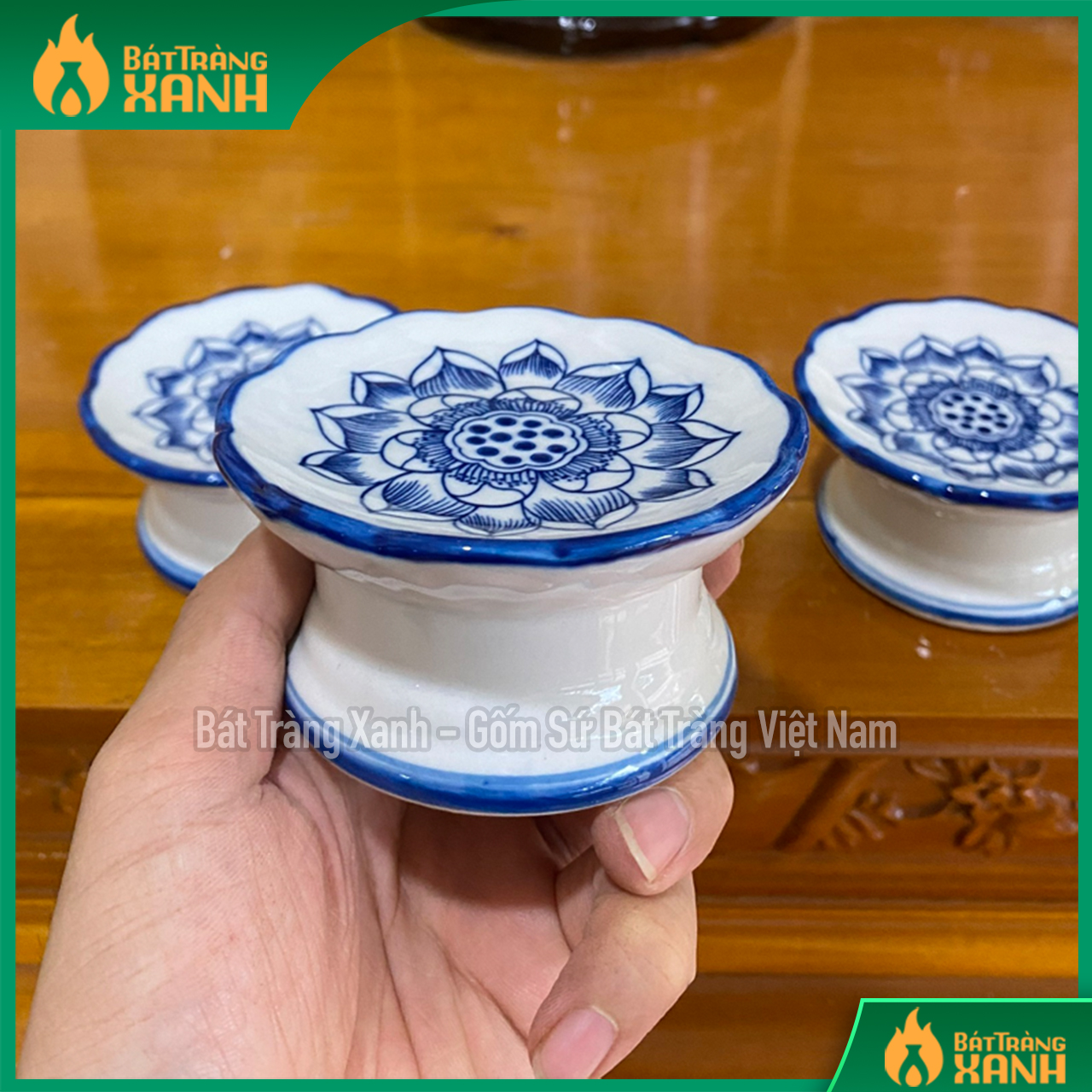 Chân nến thờ cúng men lam, men trắng bát tràng - đế cắm nến gốm sứ cao cấp