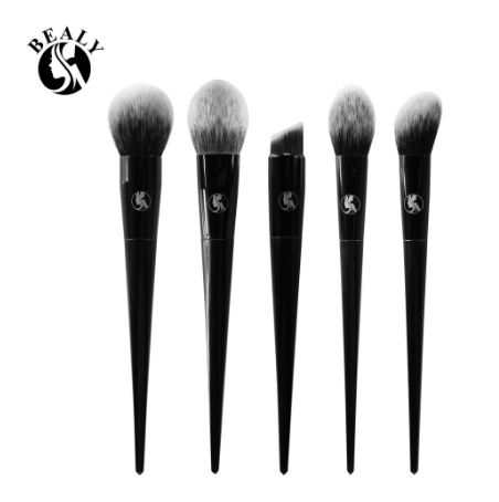 Bộ Cọ Trang Điểm BEALY 17C Black Fire