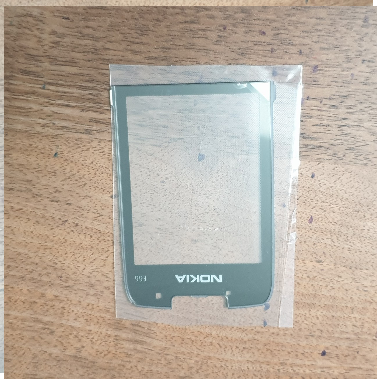 Mặt kính Nokia E66