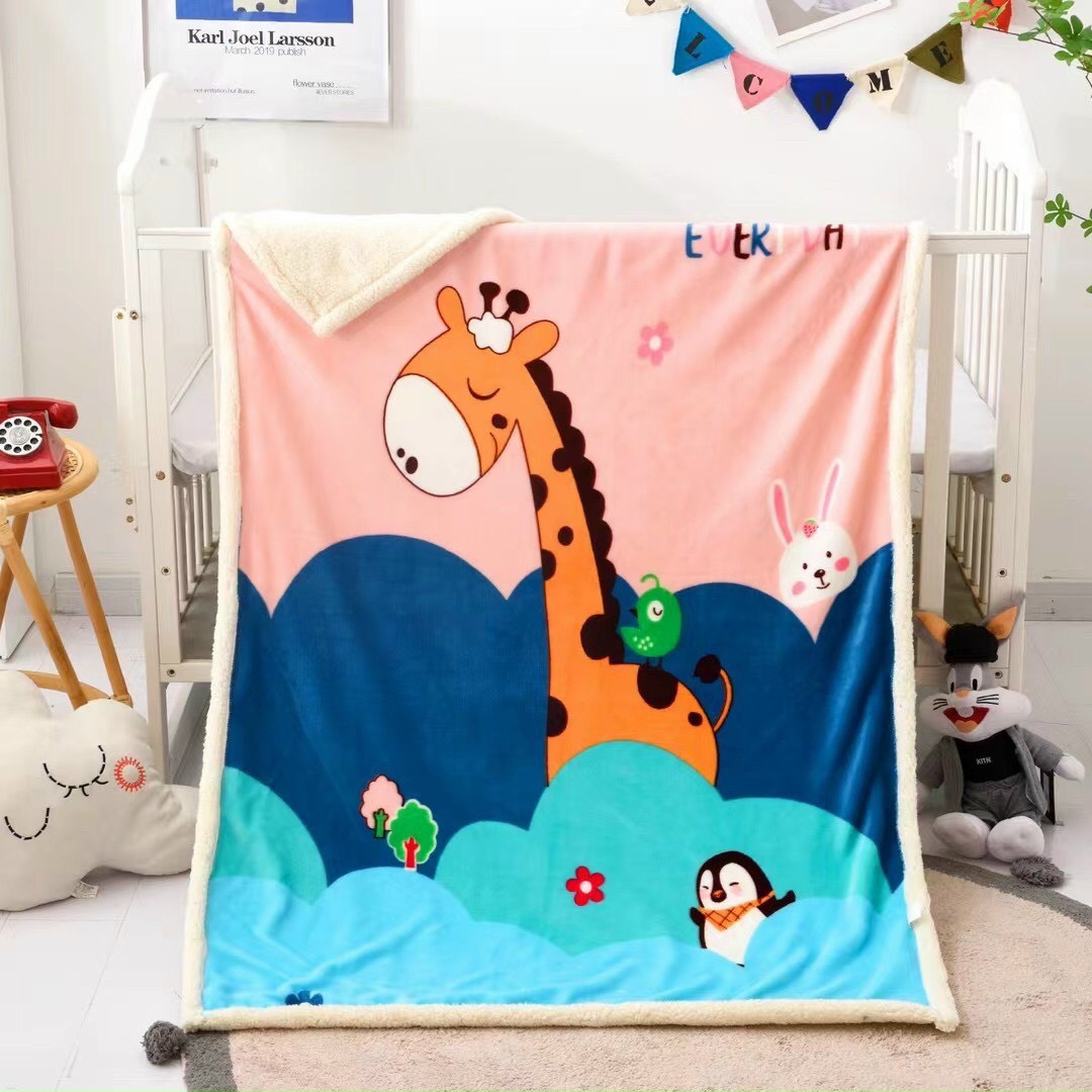 Chăn mền cao cấp cho trẻ em 1m x 1,4m thiết kế 2 mặt một mặt lông cừu ấm áp, một mặt bằng nhung tuyết in hình độc đáo cho trẻ em, dễ gấp gọn mang đi mọi nơi