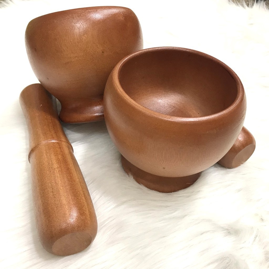 The pestle mortar Wood size 15 cm design durable beautiful ergonomic fit every family