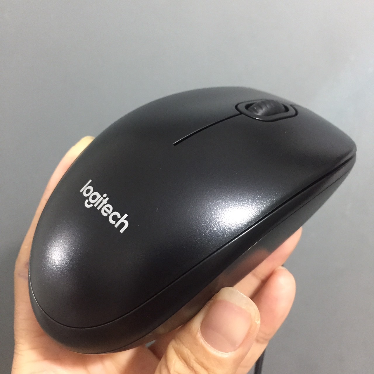Chuột quang có dây Logitech B100