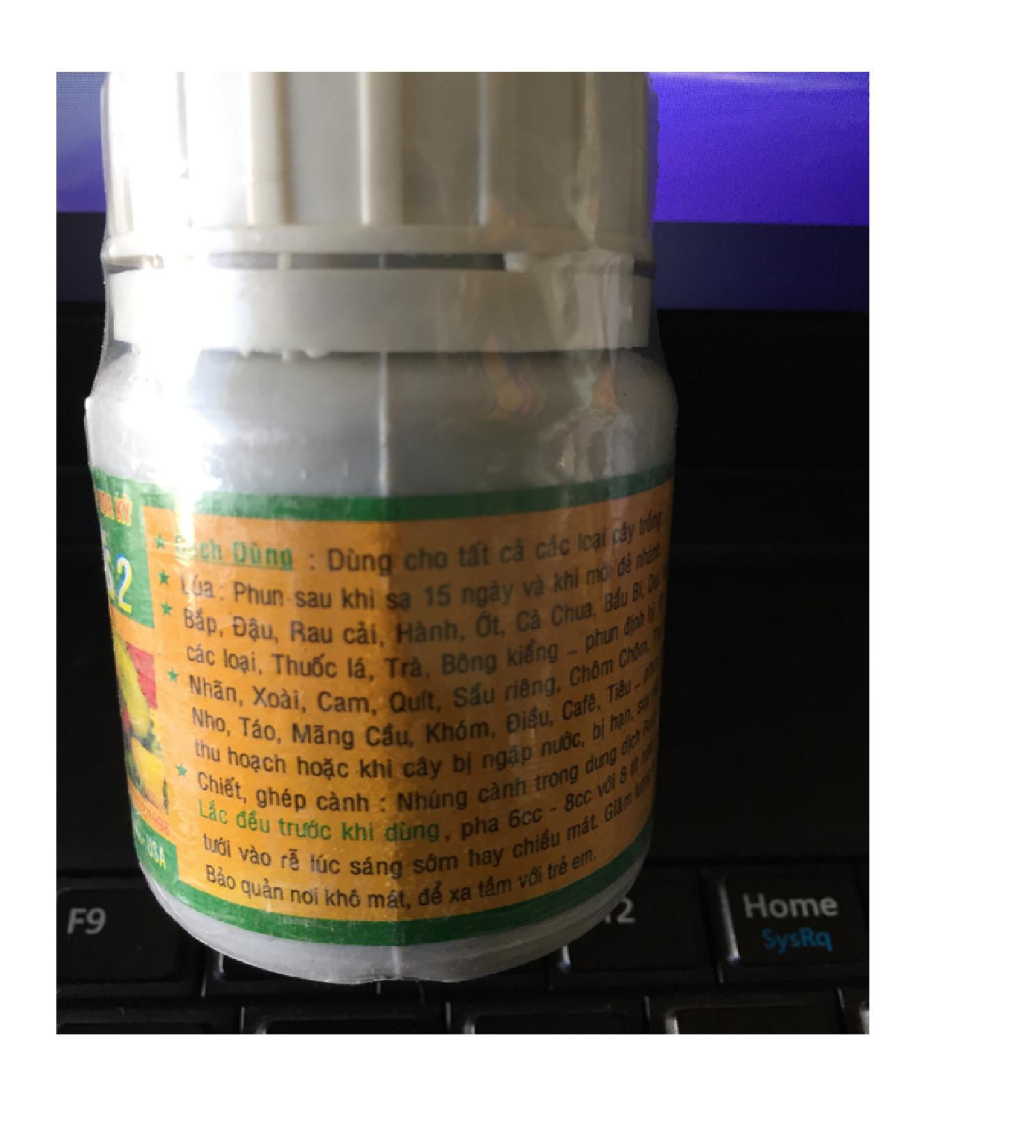 Roots 2 lọ 100 mL-phân bón lá cao cấp Hoa Kỳ