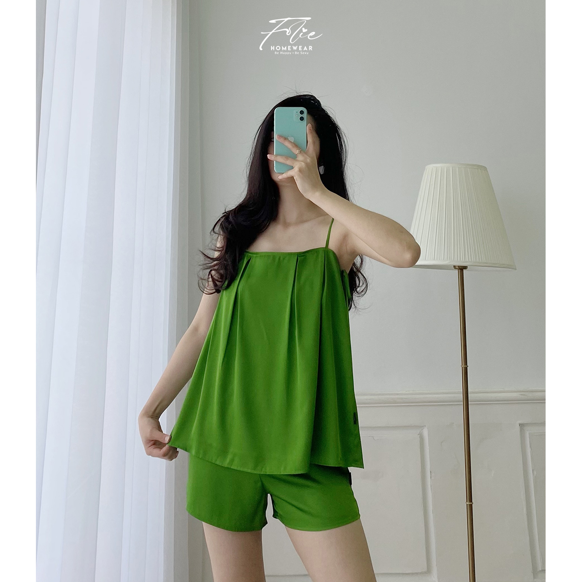 Folie Homewear đồ mặc nhà 2 dây quần short lụa FB102.1