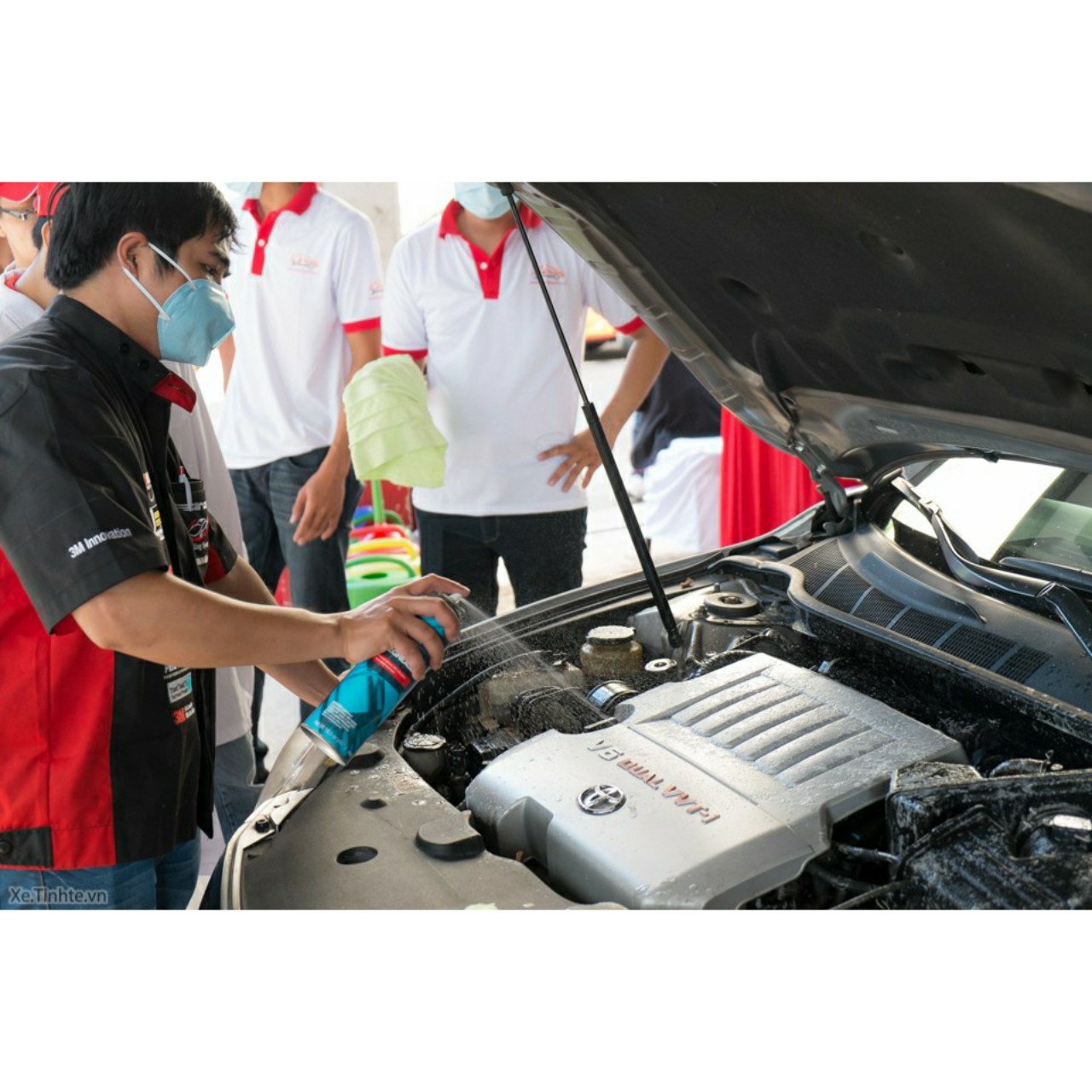 Dung Dịch Vệ Sinh Động Cơ Ô Tô 3M-FOAMING ENGINE DEGREASER