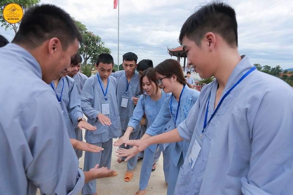 Bộ Phật tử La Hán Nam , Nữ vải Kate