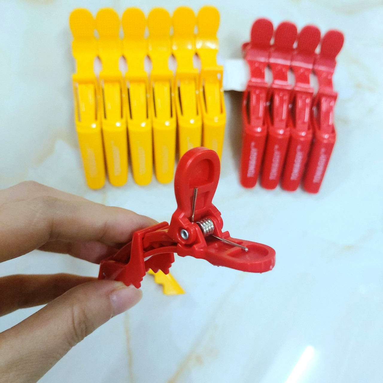 Sét 6 cây kẹp cá sấu loại 1- Dụng Cụ Hỗ Trợ Làm Tóc (Bán Bịch)