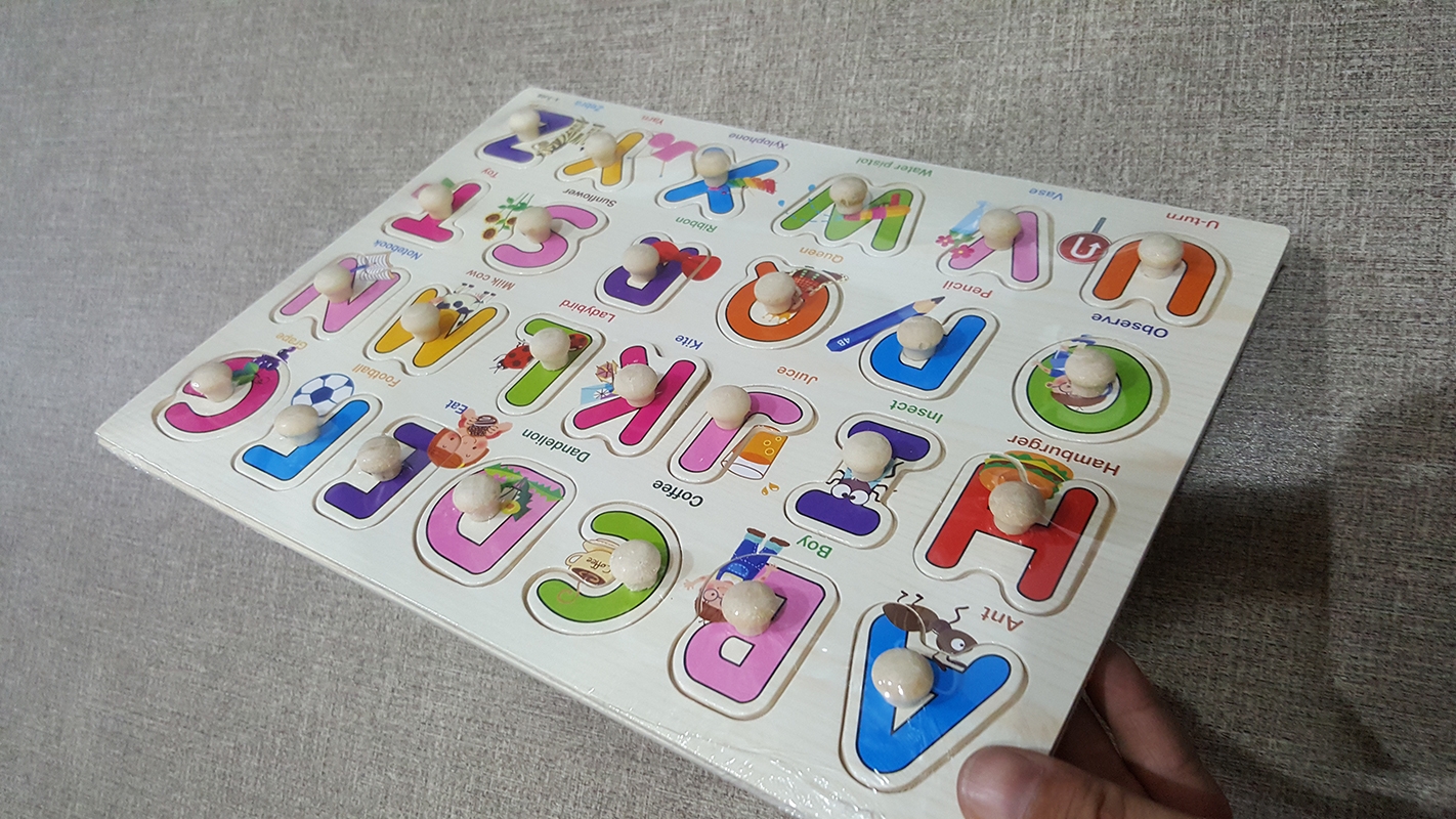 Fahasa - Bảng Chữ Cái Tiếng Anh Gỗ