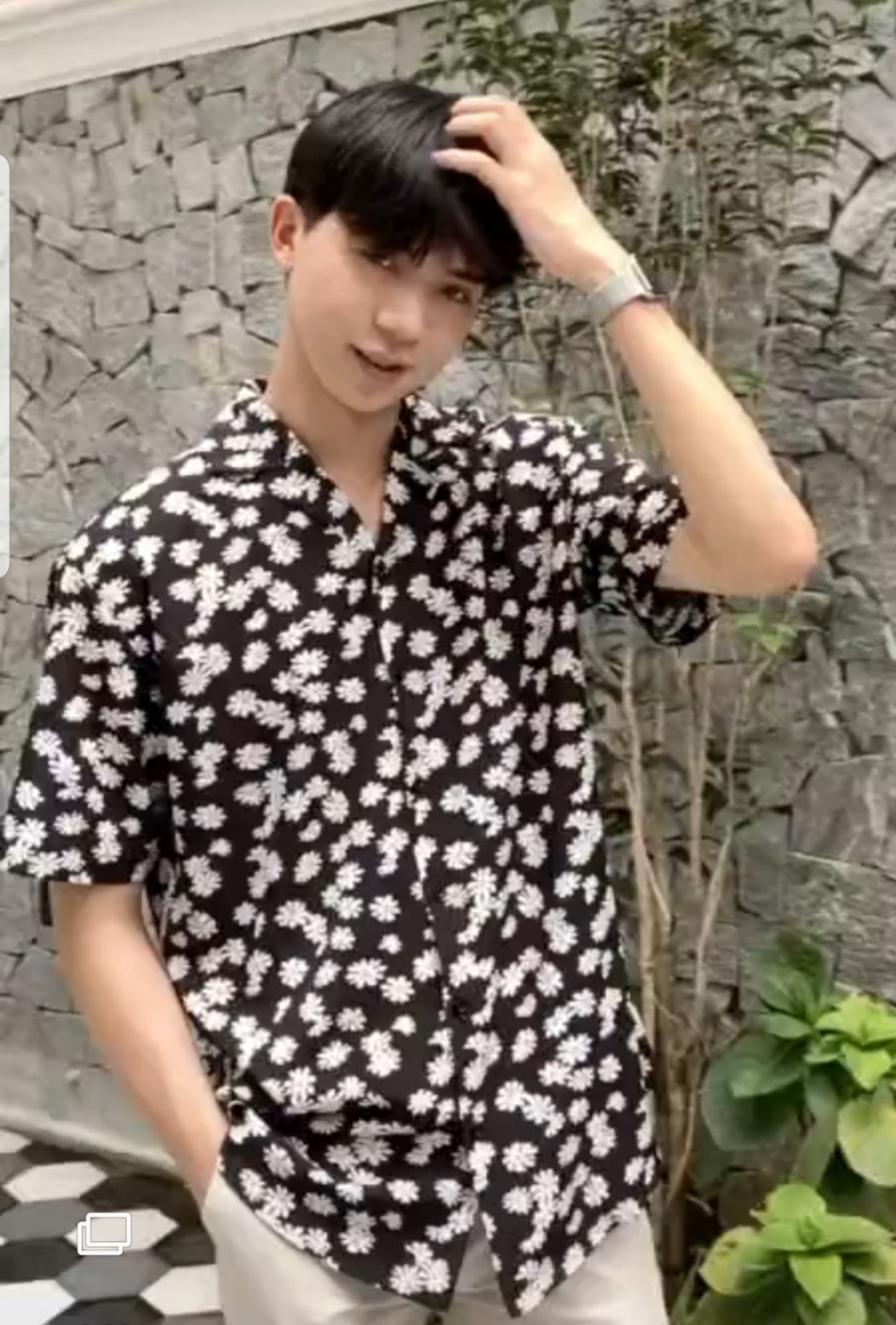Aó sơ mi bông cúc họa mi, vải lụa, hot trend