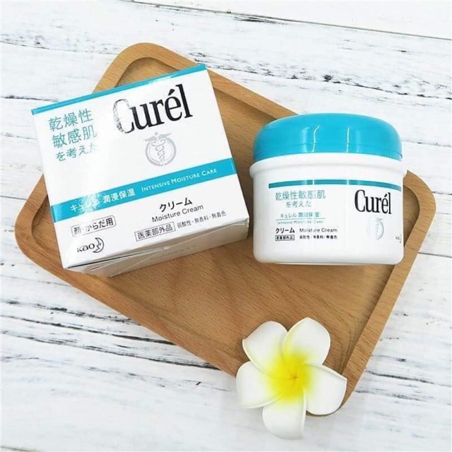 Kem dưỡng ẩm chuyên sâu curel intensive moitsure cream