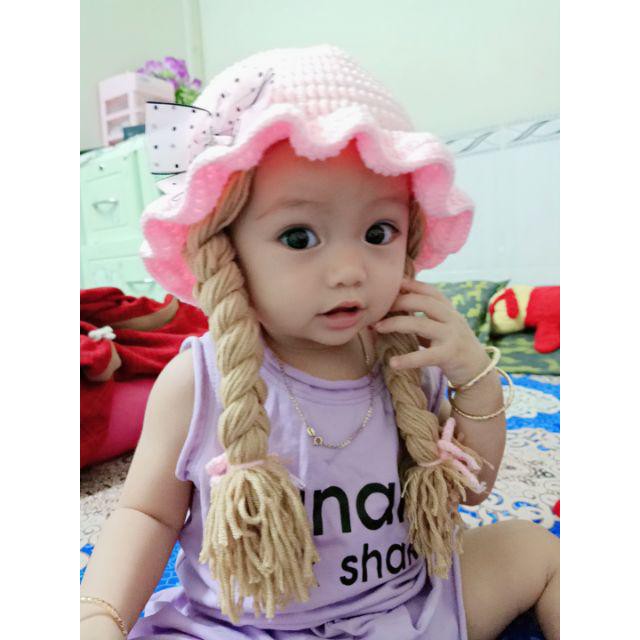 Mũ có tóc giả cho bé