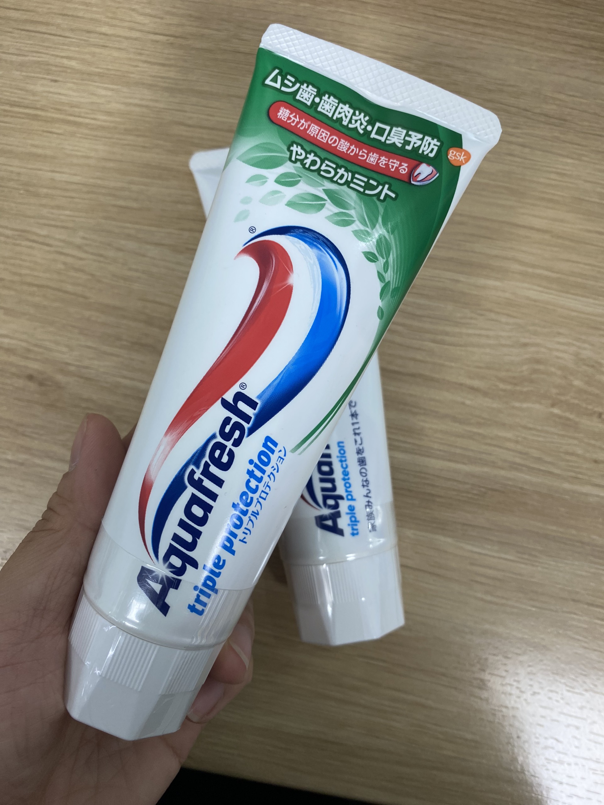 Toothpaste American Aquafresh mint/whitening action/Triple Protection Toothpaste white teeth-vent spa cafe