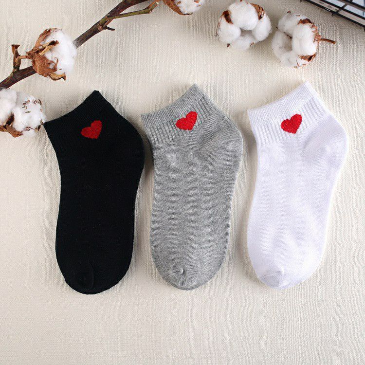 Tất cổ ngắn trái tim bt08