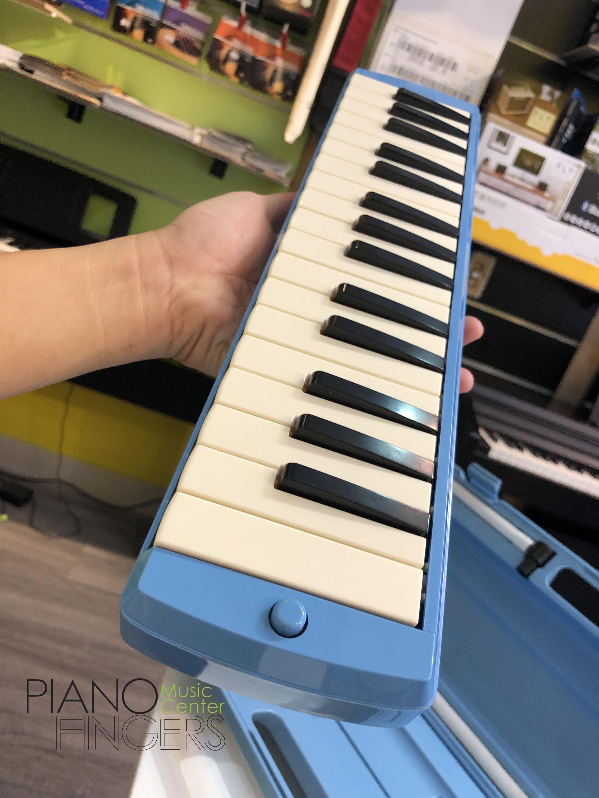 Kèn Pianica Yamaha P-32D (Xanh dương nhạt)