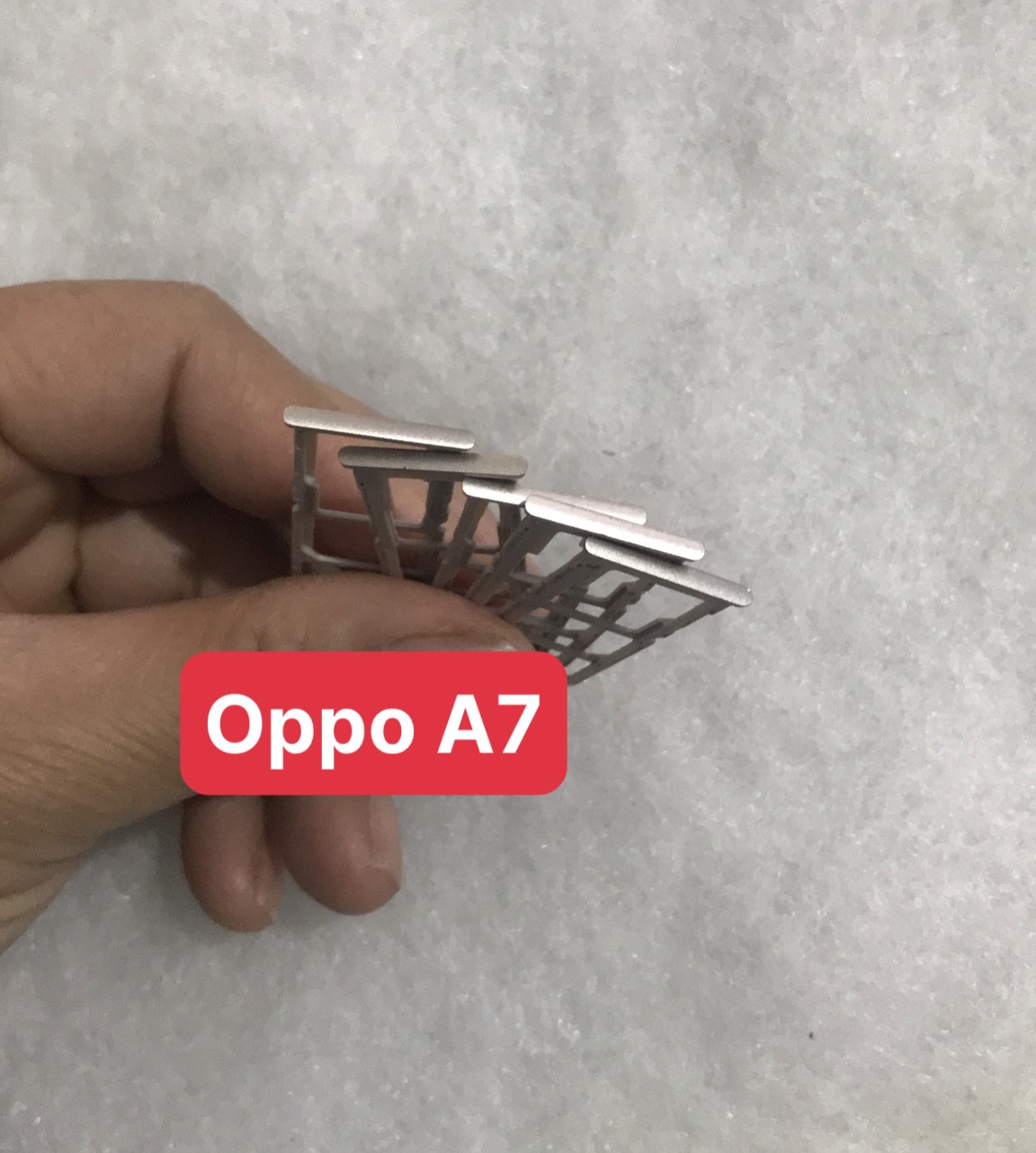 Khay sim Oppo A7