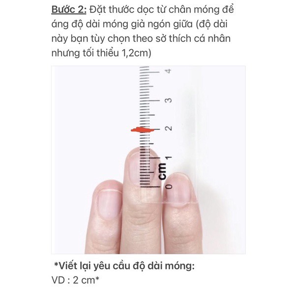 Móng úp thiết kế trắng gương đính đá