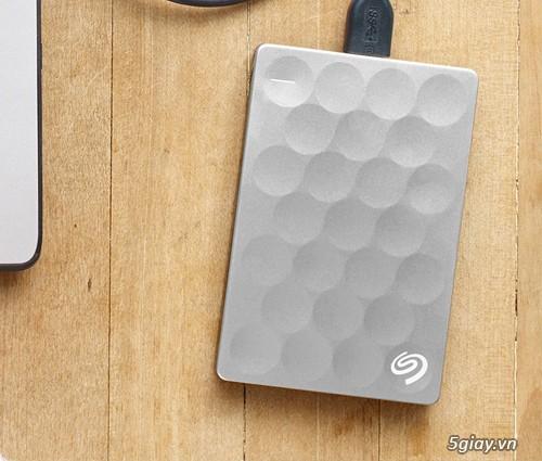 Ổ cứng di động Seagate Backup Ultra Slim 1TB (vàng kim)