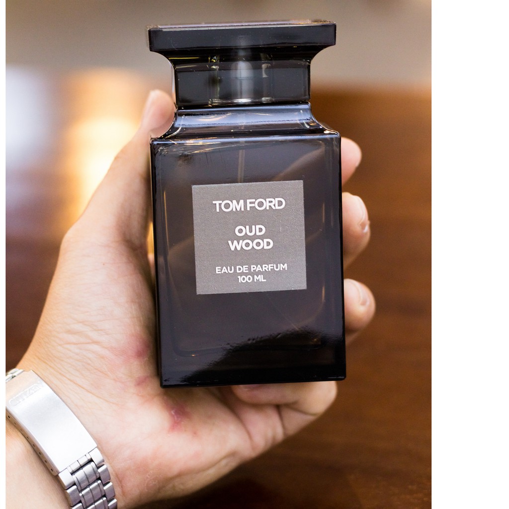 Tom Ford Oud Wood - Fullsize và Chiết