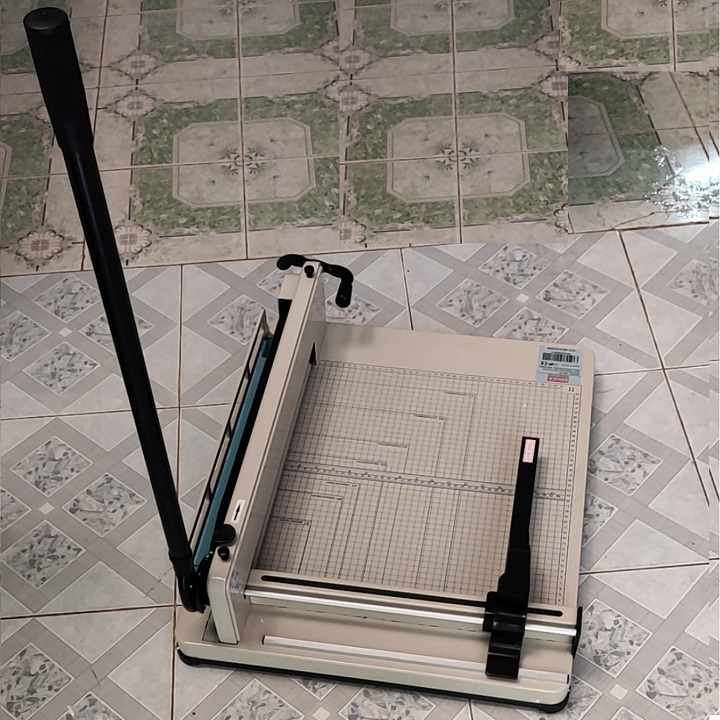 Bàn cắt giấy Bosser 858 Khổ A3
