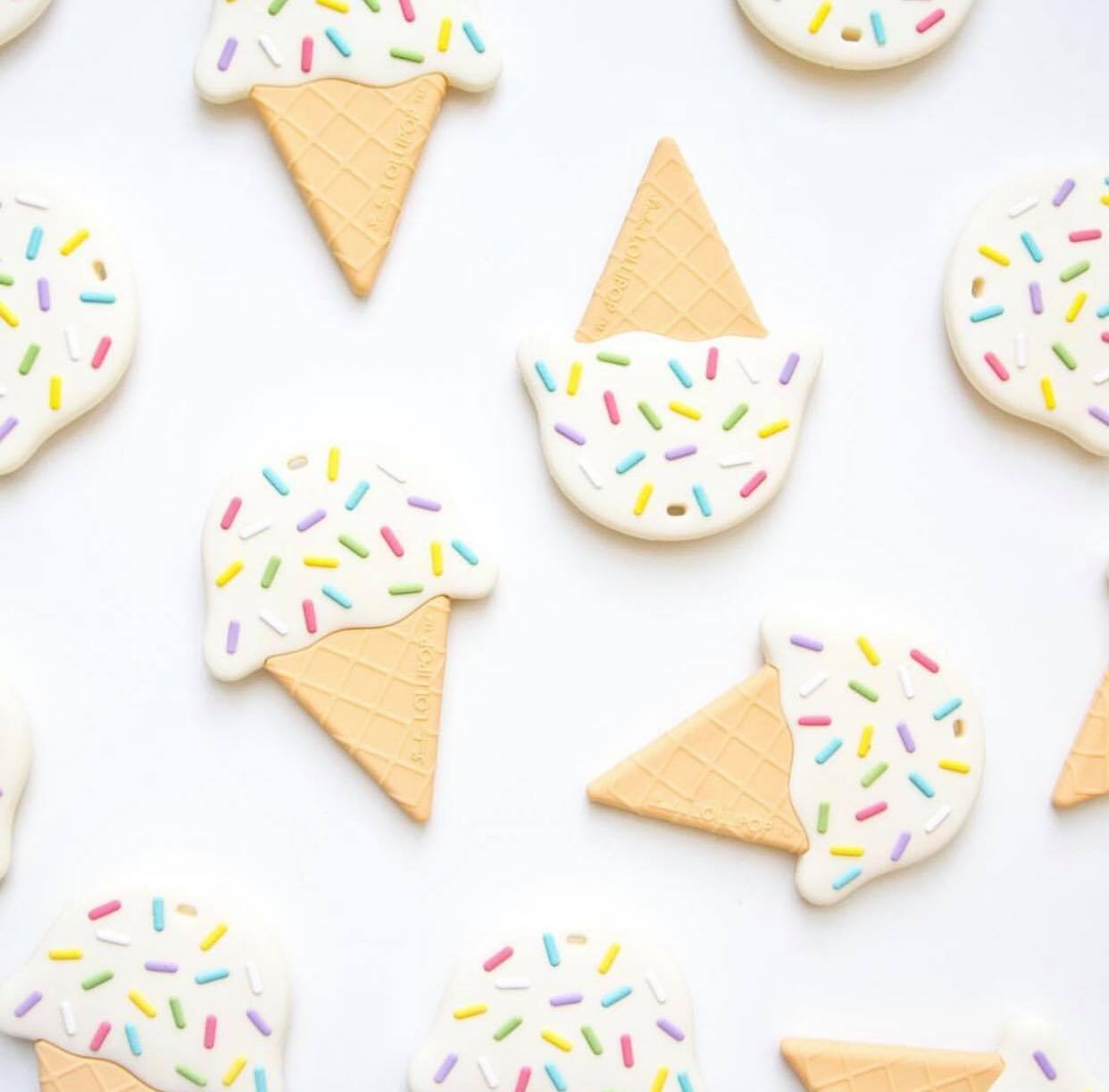 LOULOU LOLLIPOP Gặm Nướu Canada
