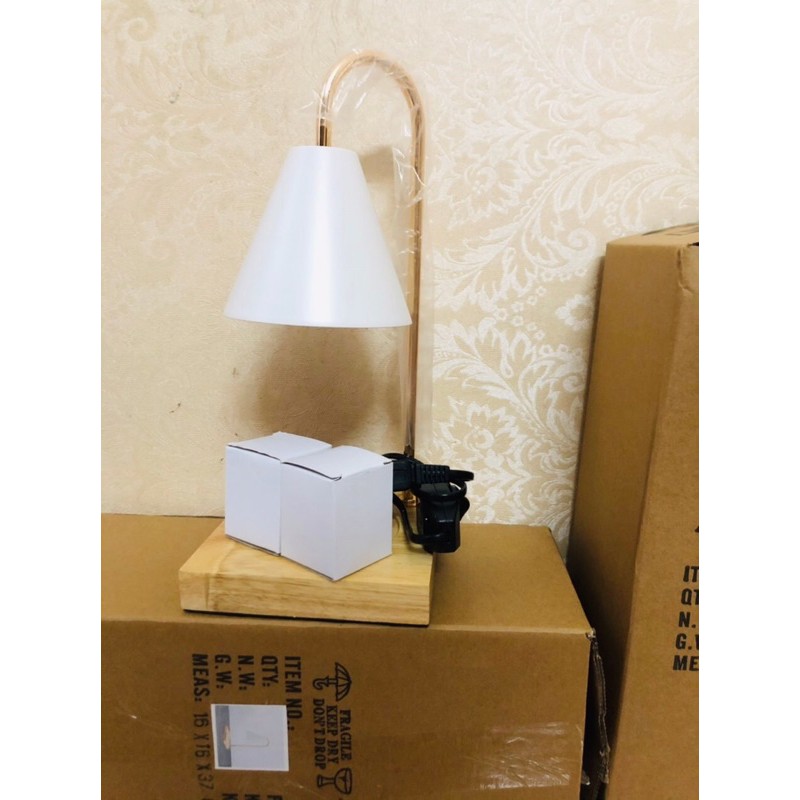 Đèn đốt nến đế gỗ