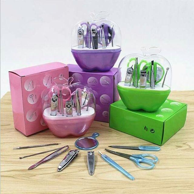 [HCM]Bộ Kềm Cắt Móng 9 Món – Hộp Trái Táo