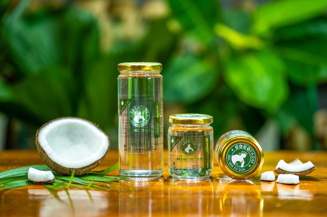 Dầu Dừa Nguyên Chất Ép Lạnh Cocofarm