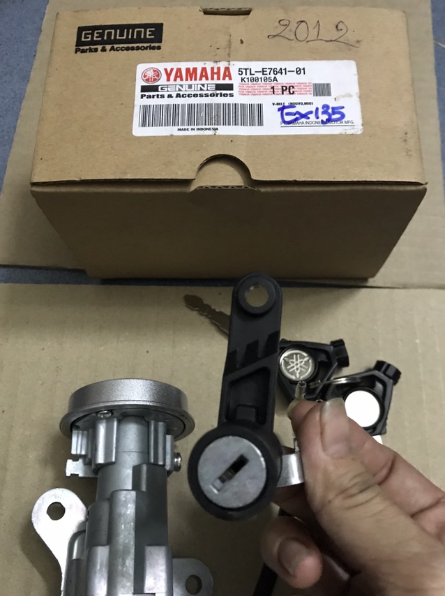 Bộ ổ khoá xe Exciter 135 (Ex135)đời 5 số