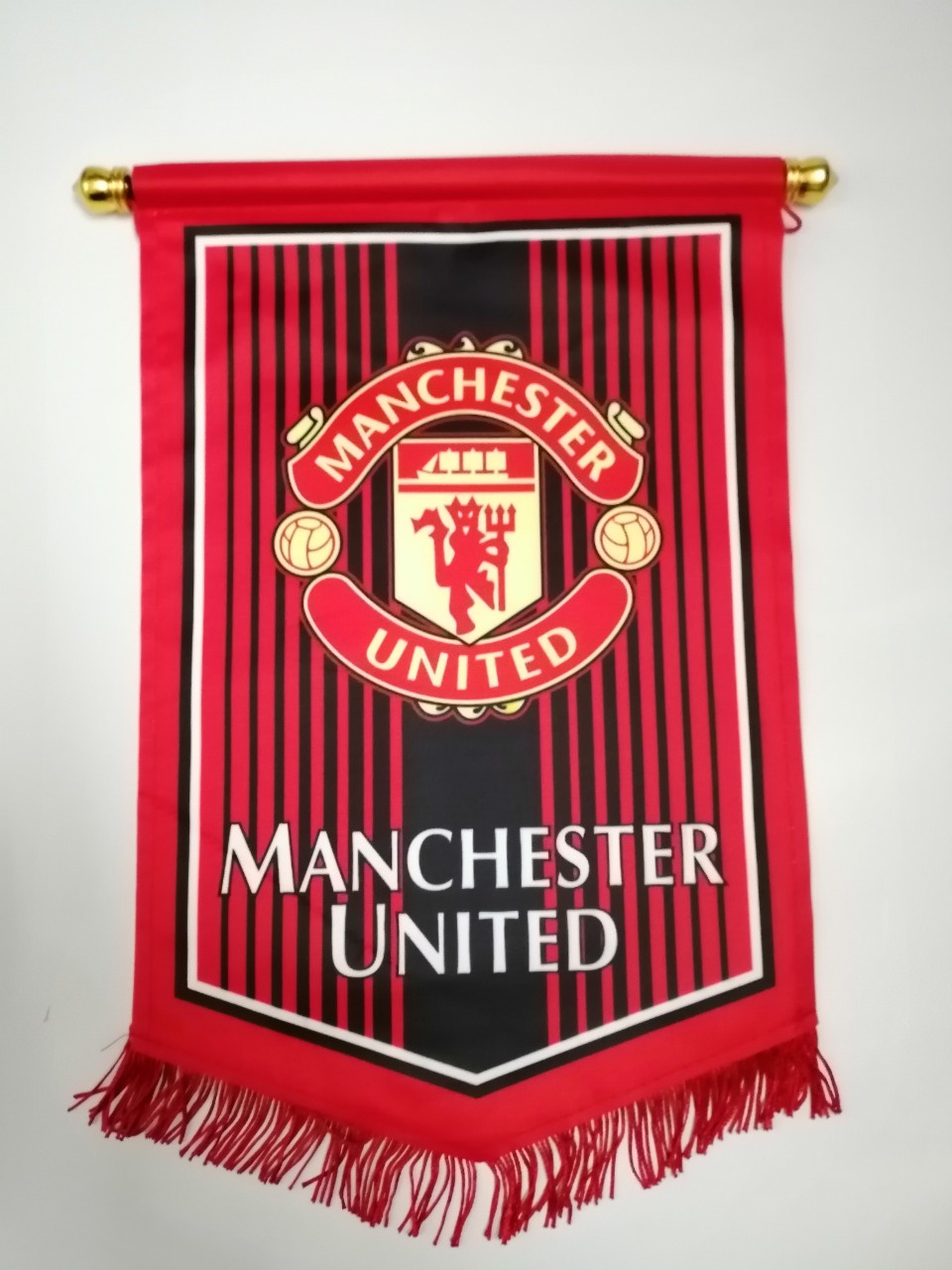 Cờ lưu niệm treo tường các CLB bóng đá