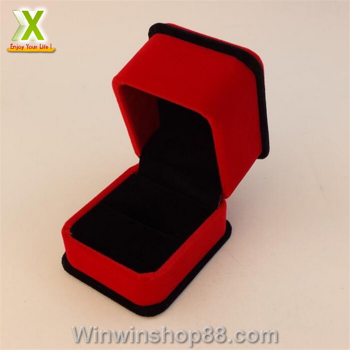 [FREESHIP MAX 15K][HCM]Hộp đựng trang sức nhẫn cao cấp