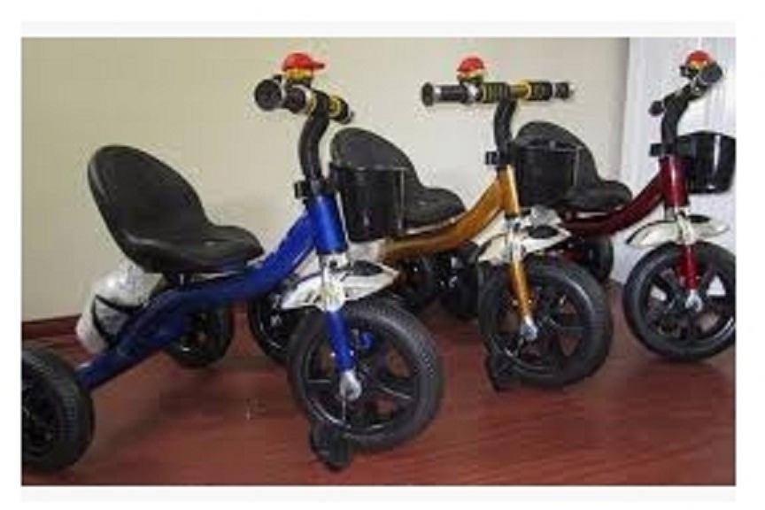 XE ĐẠP BÌNH NƯỚC CHO BÉ  MÀU XANH DƯƠNG