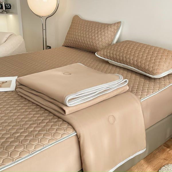 High-Quality Rubber Air-Conditioning Blanket Set