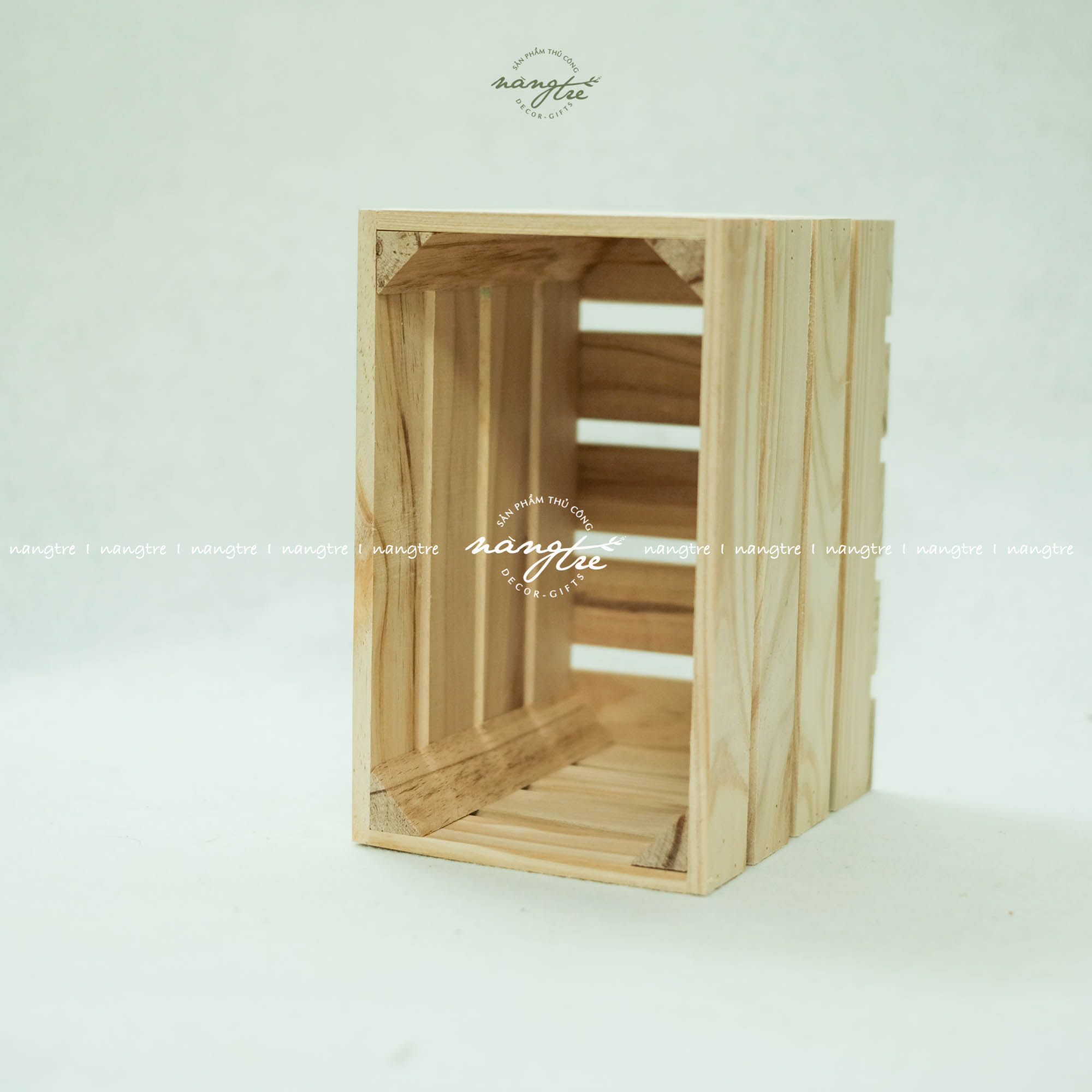 Thùng gỗ pallet chữ nhật, kệ gỗ pallet