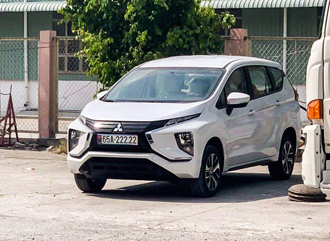 Lót cốp sau Xpander Nhựa dẻo