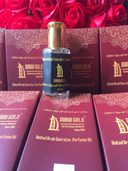 Tinh dầu nước hoa Dubai nguyên chất sỉ lẻ 5ml, 15ml,17ml. Hàng nhập khẩu chính hãng, có đầy đủ tem nhãn mác