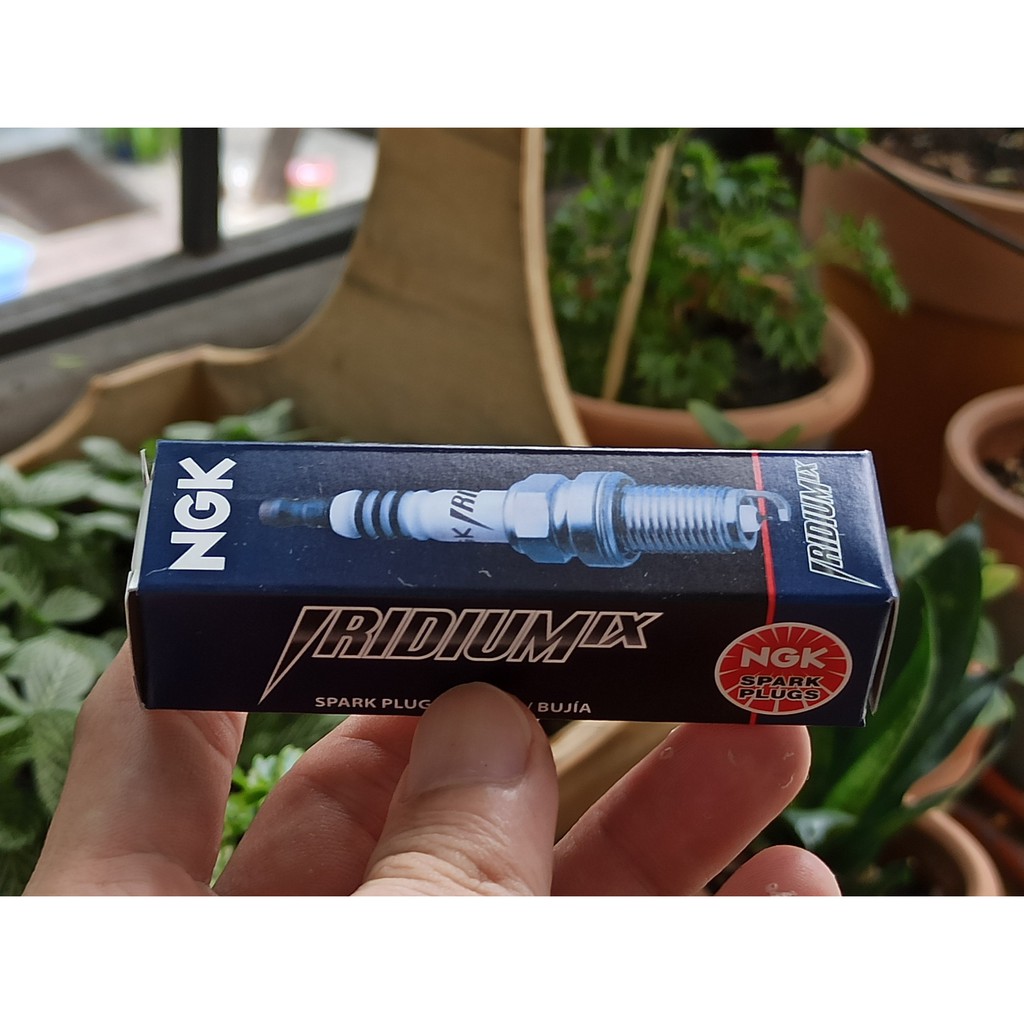 Bugi NGK Iridium - CR9EHIX - 9 (chân dài, SH)