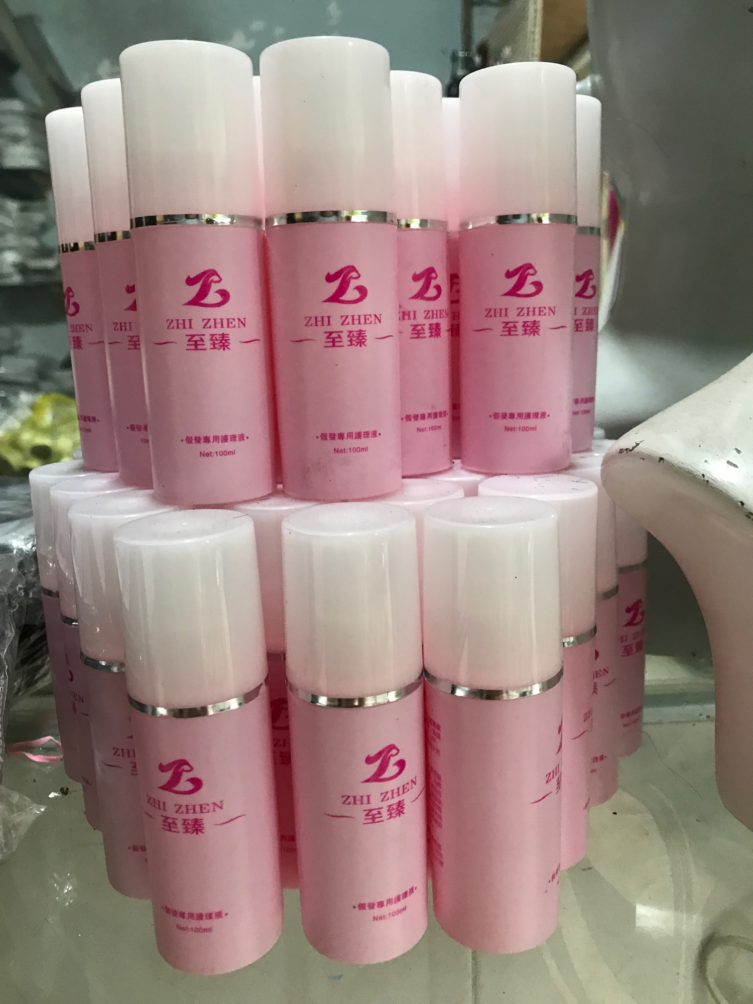 Chai xịt dưỡng tóc giả 100ml hình thật