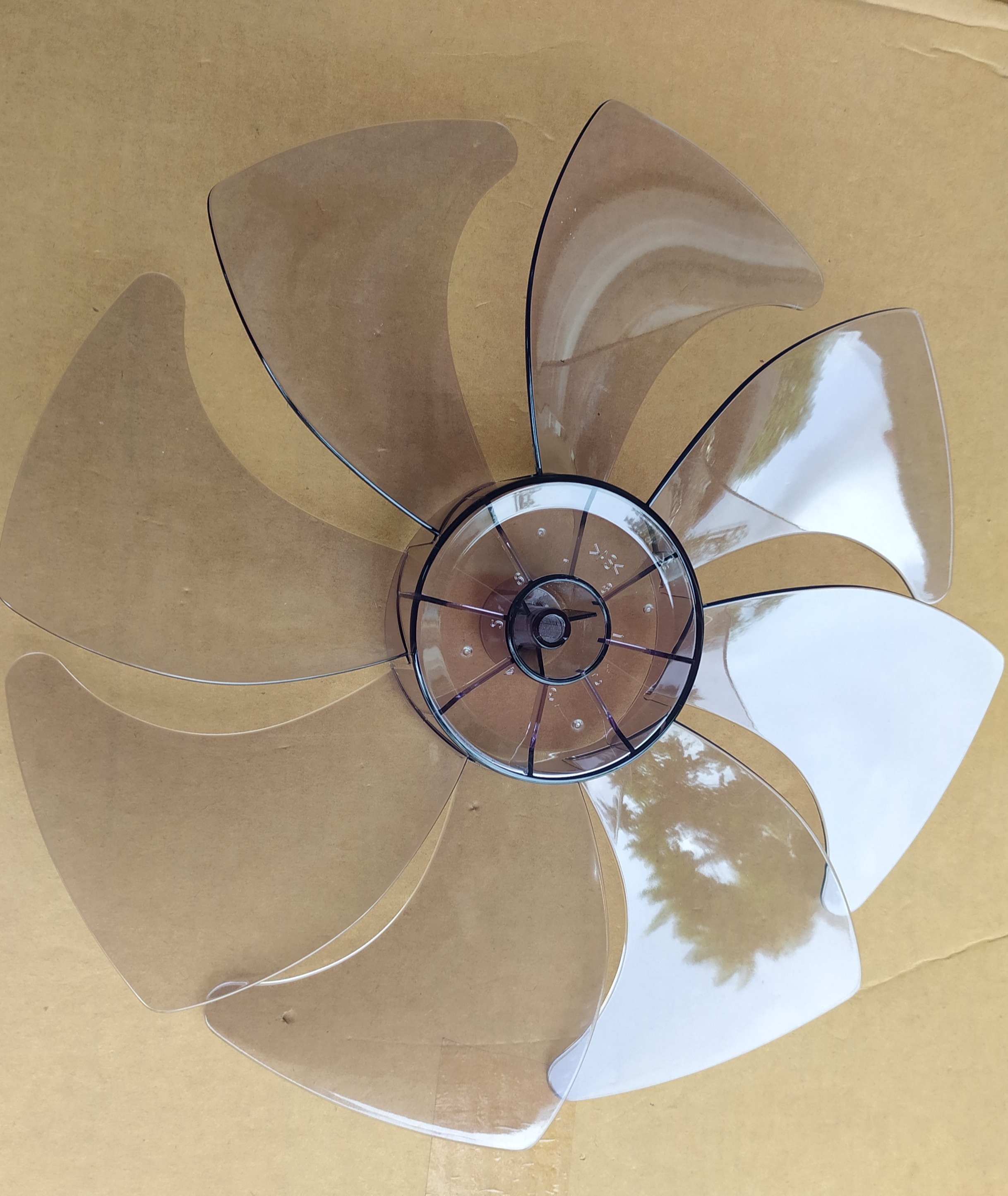 CÁNH QUẠT LiOA LOẠI 8 CÁNH - DÙNG CHO QUẠT LỬNG LiOA.