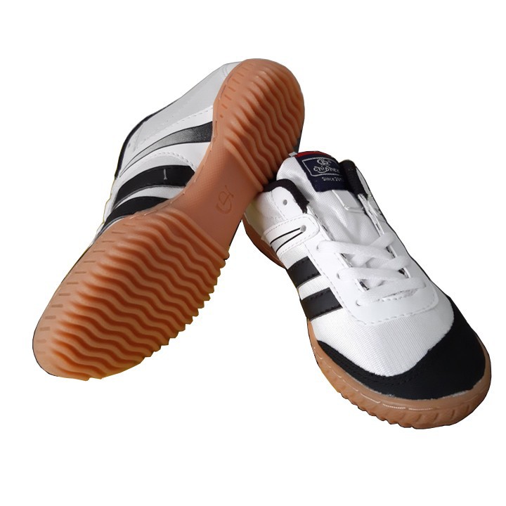 Giày Đá Banh Vải ( Size 37 đến 44 )