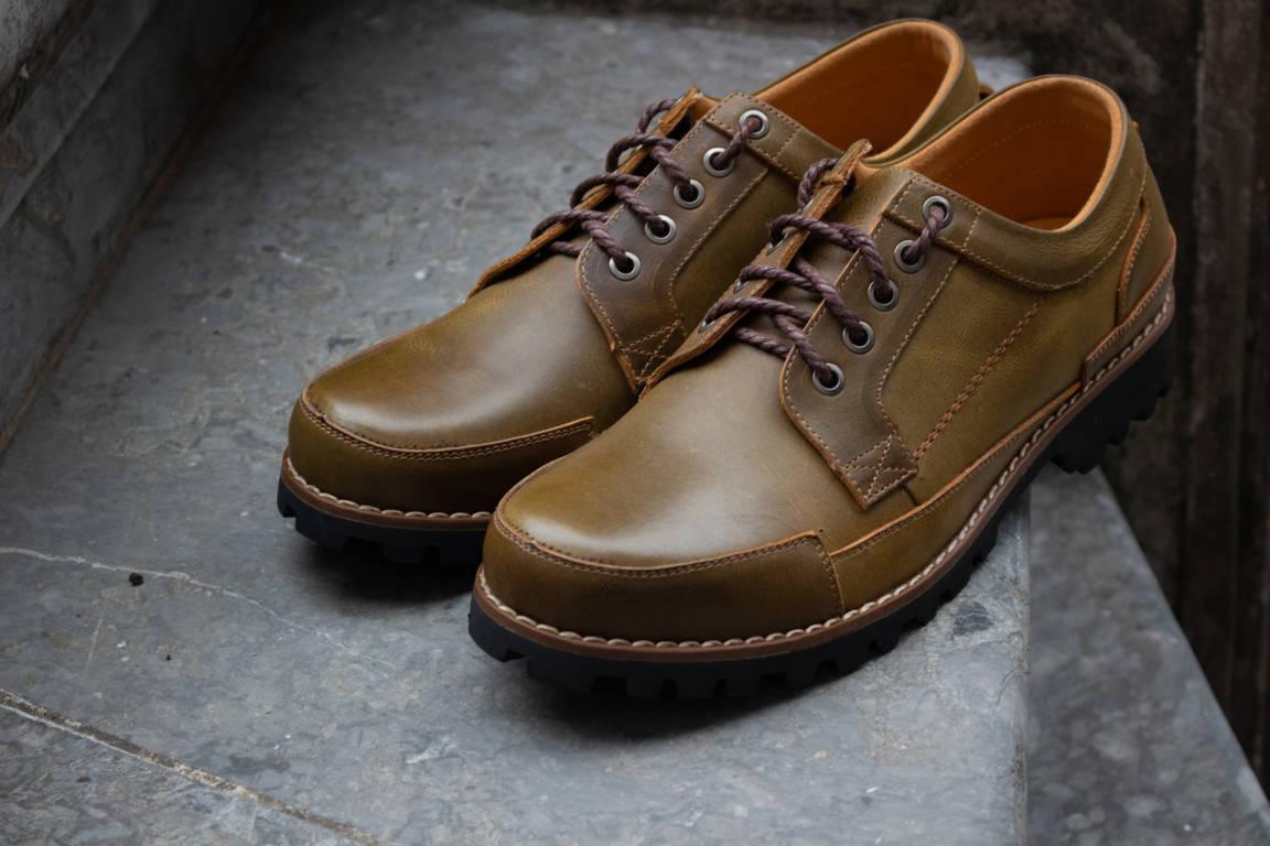Giầy nam giày boot nam da thật  cổ thấp.