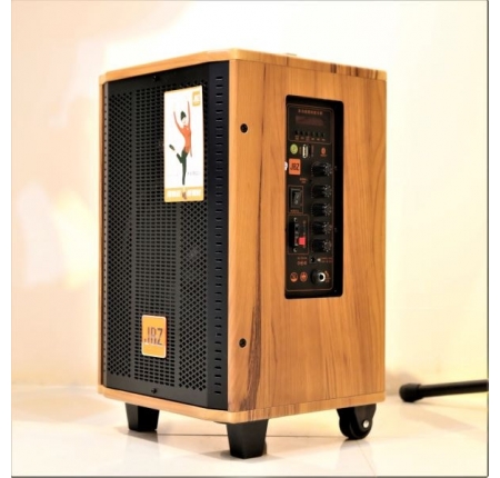 LOA JBZ J7
