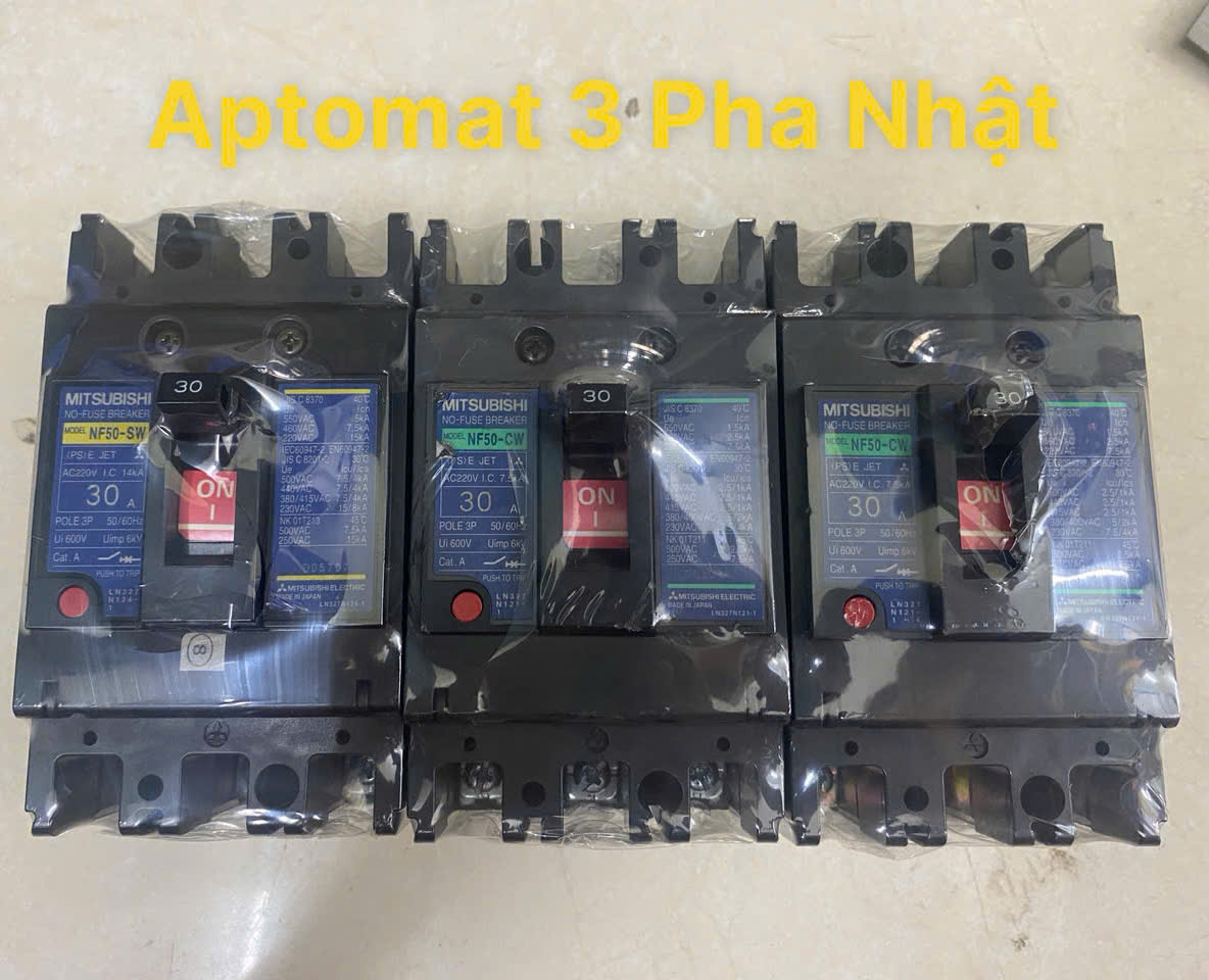 CB NHẬT 3 PHA 30A MCCB