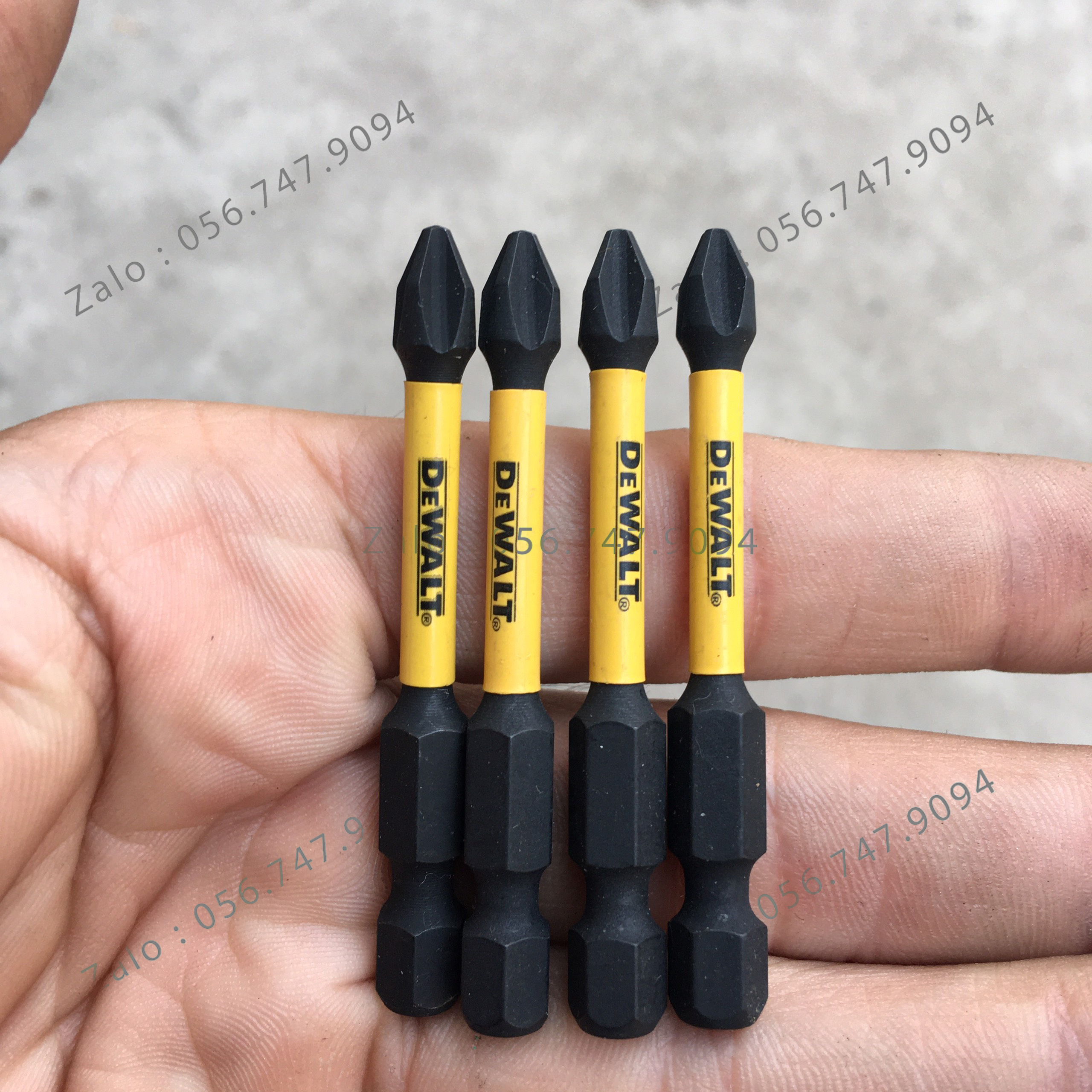 [1 Cái]Mũi Vít Bake DEWALT PH2 Dài 5.8cm Màu Đen