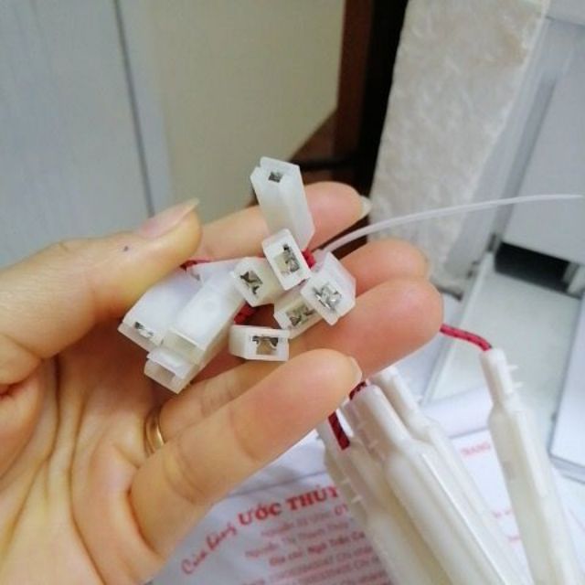 2c Cầu chì lò vi sóng 0.85A 5KV