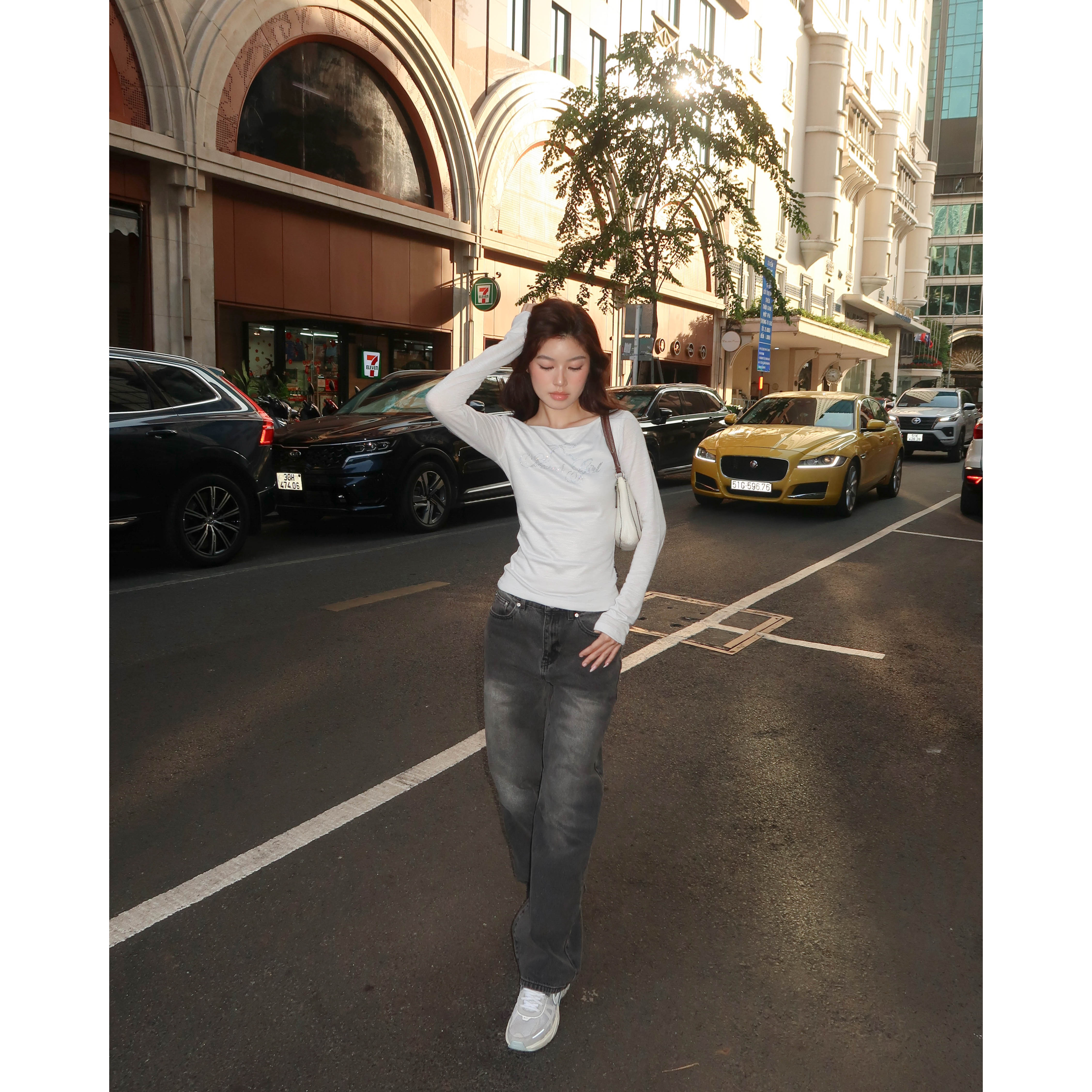 Quần Jeans Nữ PRADIES Form Suông Da Sun